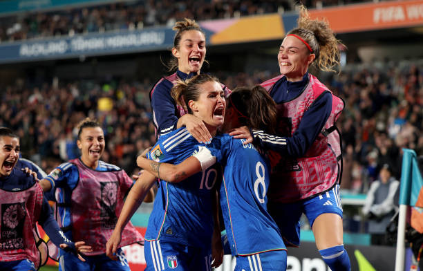 Hạ Argentina 1-0, tuyển nữ Italia chia sẻ ngôi đầu cùng Thụy Điển ảnh 34