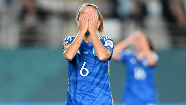 Hạ Argentina 1-0, tuyển nữ Italia chia sẻ ngôi đầu cùng Thụy Điển ảnh 27