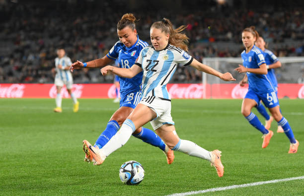 Hạ Argentina 1-0, tuyển nữ Italia chia sẻ ngôi đầu cùng Thụy Điển ảnh 19