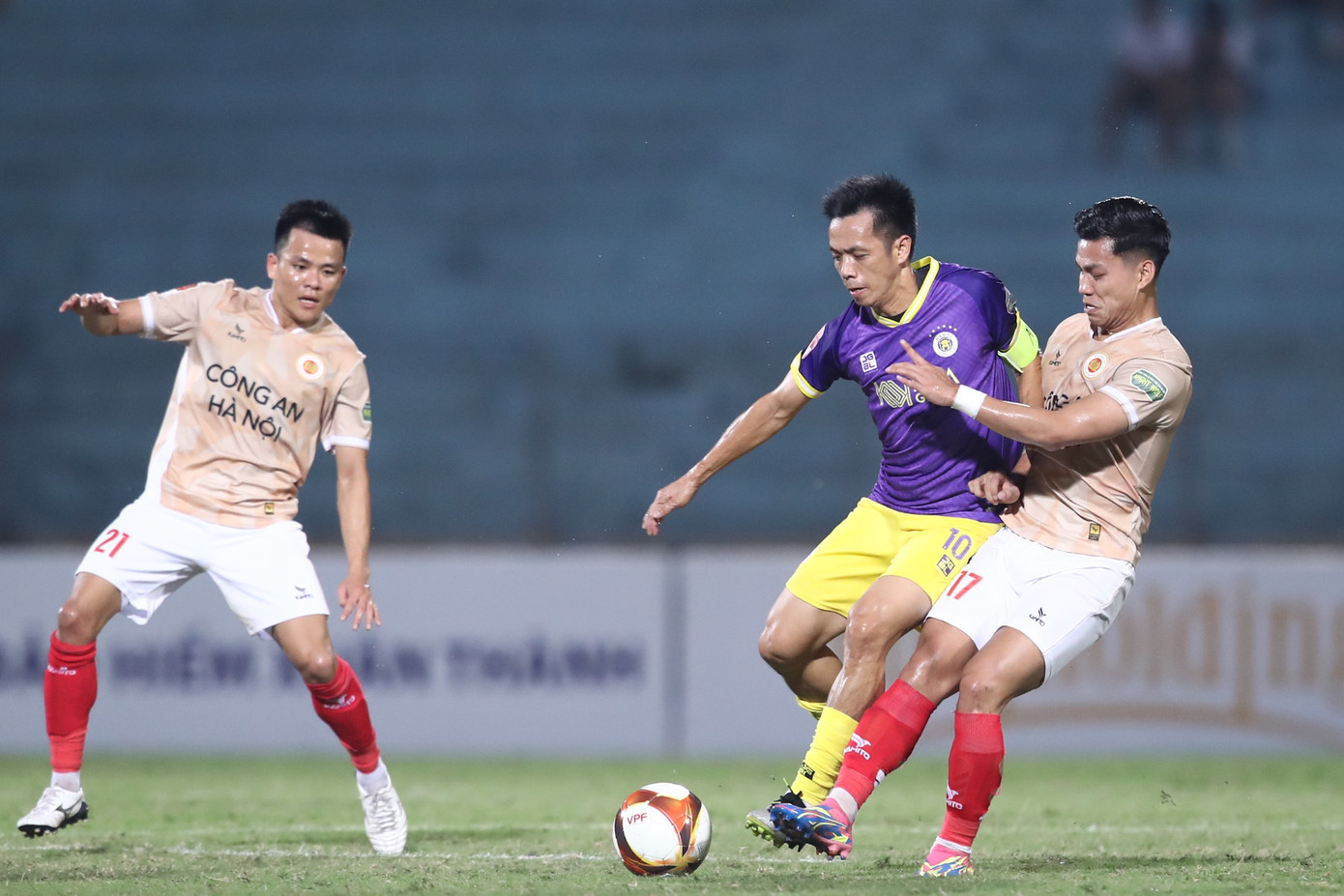 Night Wolf V.League 1-2023/24: CAHN nối mạch thắng, CLB Hà Nội kéo dài mạch thua ảnh 15 Night Wolf V.League 1-2023/24: CAHN nối mạch thắng, CLB Hà Nội kéo dài mạch thua ảnh 15