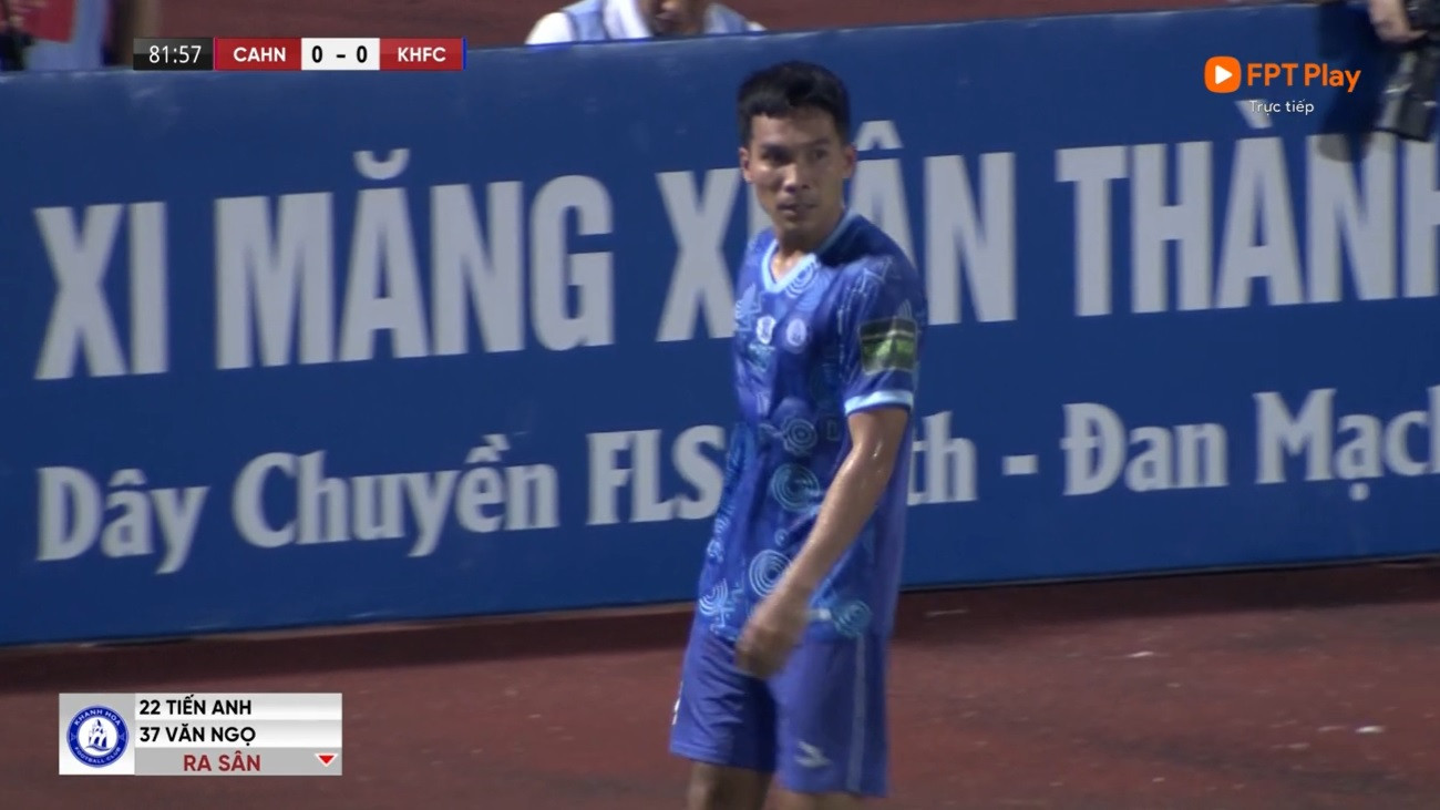 Chơi quả cảm, Khánh Hoà buộc CAHN chia điểm trên sân Hàng Đẫy ảnh 2 Chơi quả cảm, Khánh Hoà buộc CAHN chia điểm trên sân Hàng Đẫy ảnh 2