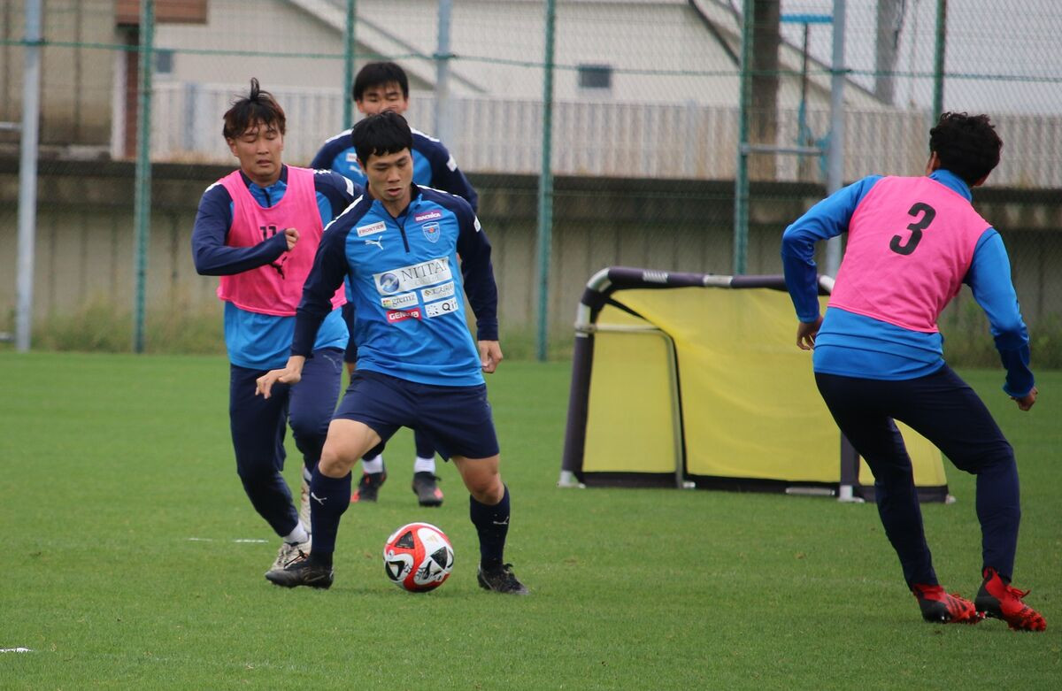 Công Phượng vẫn chưa được ra mắt J.League 1