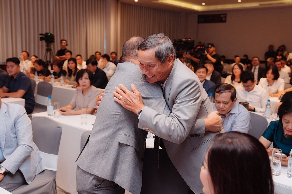 HLV Park Hang-seo gửi thông điệp chia tay HLV Mai Đức Chung HLV Park Hang-seo gửi thông điệp chia tay HLV Mai Đức Chung