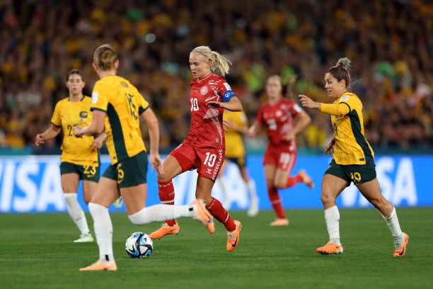 Hạ nữ Đan Mạch 2-0, chủ nhà Australia thẳng tiến vào tứ kết ảnh 11 Hạ nữ Đan Mạch 2-0, chủ nhà Australia thẳng tiến vào tứ kết ảnh 11