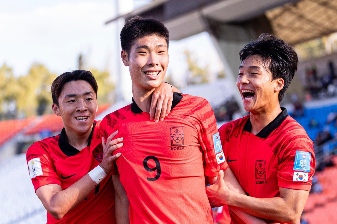 Các cầu thủ U20 Hàn Quốc ăn mừng bàn thắng Các cầu thủ U20 Hàn Quốc ăn mừng bàn thắng