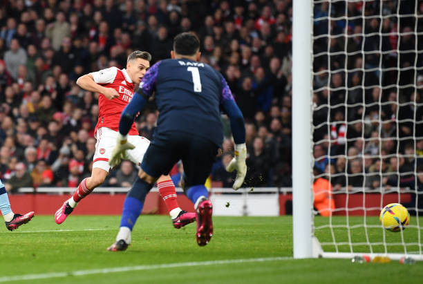 Bị Brentford chia điểm trên sân nhà, ngôi đầu của Arsenal bị đe dọa ảnh 9 Bị Brentford chia điểm trên sân nhà, ngôi đầu của Arsenal bị đe dọa ảnh 9