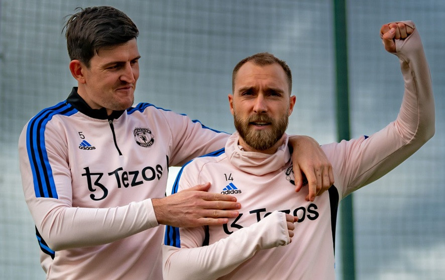 Harry Maguire đá chính trong khi Eriksen trở lại ghế dự bị của MU