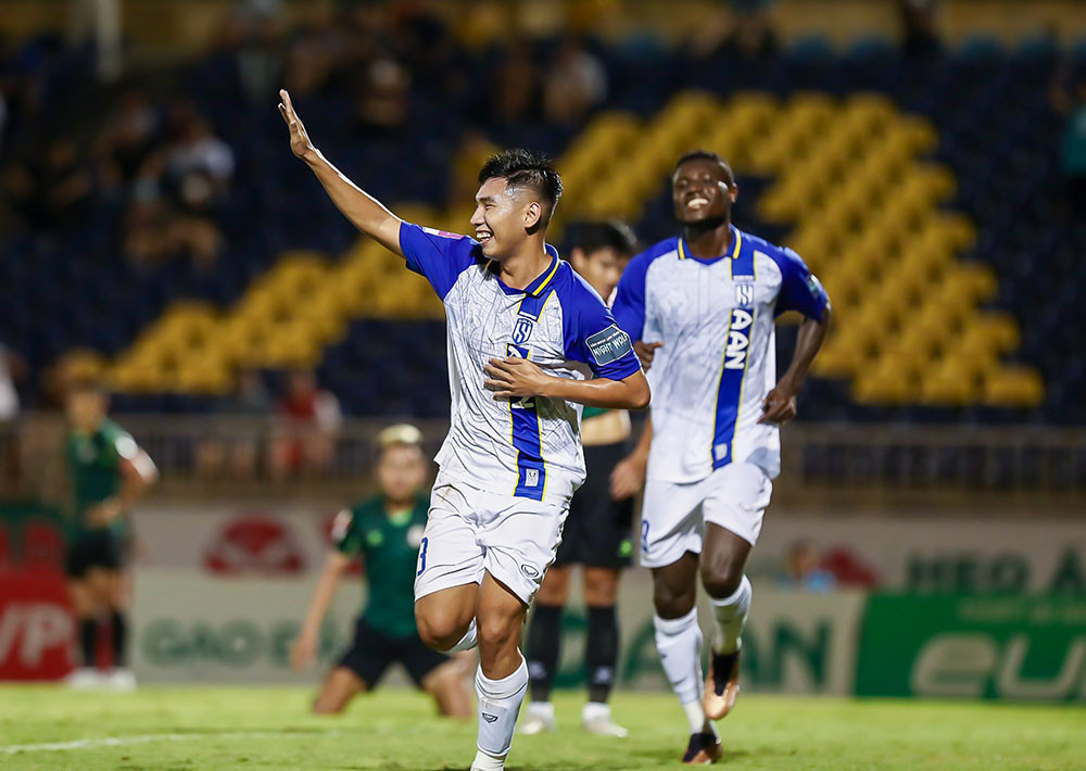 SLNA bị đánh giá yếu hơn SLNA bị đánh giá yếu hơn