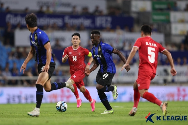 Incheon vượt trội khi bước vào hiệp phụ. Ảnh K.League