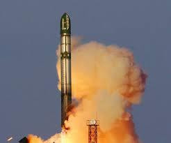 Tên lửa Sarmat của Nga sẽ được đưa vào thử nghiệm Tên lửa Sarmat của Nga sẽ được đưa vào thử nghiệm