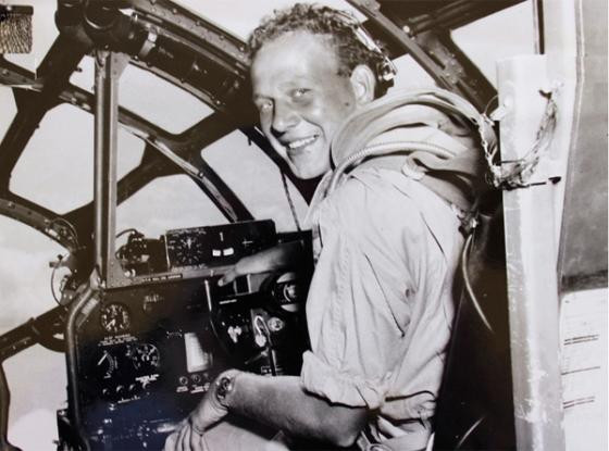 Phi công Mỹ tiết lộ giây phút ném bom nguyên tử xuống Nhật ảnh 2