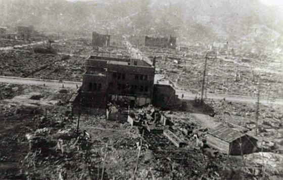 Phi công Mỹ tiết lộ giây phút ném bom nguyên tử xuống Nhật ảnh 6