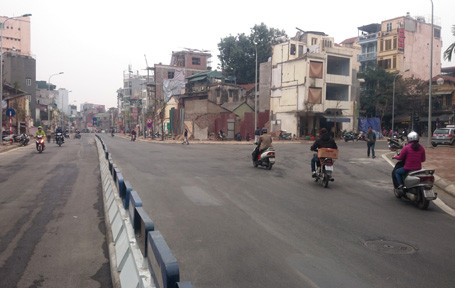 Các phương tiện lưu thông thông thoáng trên đường Trần Phú - Kim Mã