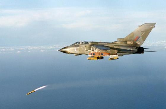 Tên lửa Brimstone uy hiếp xe tăng trên chiến trường ảnh 3 Tên lửa Brimstone uy hiếp xe tăng trên chiến trường ảnh 3