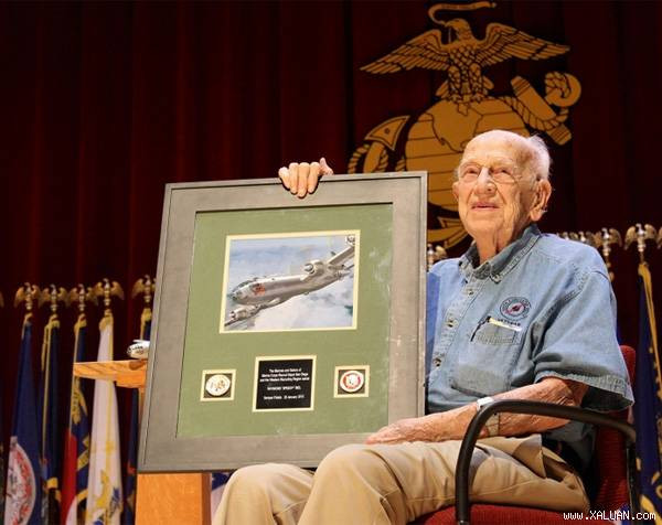 Ông Raymond “Speedy“ Biel