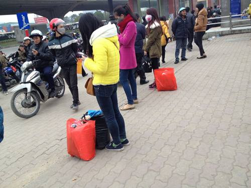 bến xe, sinh viên, về quê, tết, 2015, giảm giá