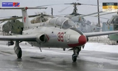 Phe ly khai đang phục hồi hoạt động của các máy bay cổ lỗ đê xây dựng không quân