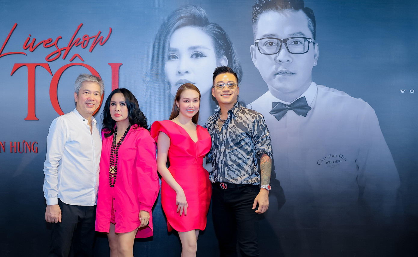 Bác sĩ Bùi Tiến Hùng (trái) hộ tống Thanh Lam tới cuộc gặp gỡ báo giới hôm 12/10. Ảnh: QUỐC KHÁNH. Bác sĩ Bùi Tiến Hùng (trái) hộ tống Thanh Lam tới cuộc gặp gỡ báo giới hôm 12/10. Ảnh: QUỐC KHÁNH.