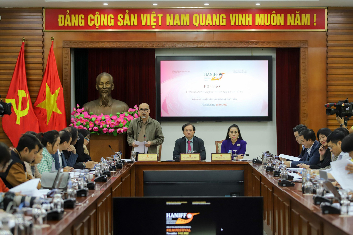 Công bố LHP HANIFF lần thứ 6 sau hai năm gián đoạn vì COVID-19. Ảnh: KỲ SƠN.