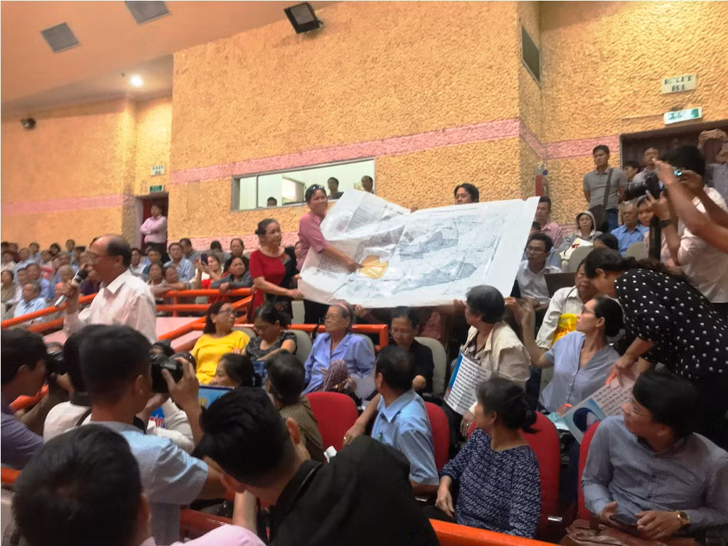 Bí thư TPHCM: 'Tháng 11 xử lý cán bộ sai phạm vụ Thủ Thiêm' ảnh 1