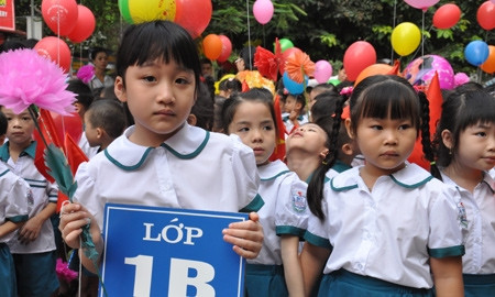 “Heo vàng” vào lớp 1 tăng là nỗi lo của nhiều nơi song cũng tạo điều kiện cho một số trường khó tuyển sinh. (Ảnh minh họa, Ảnh: Văn Chung)
