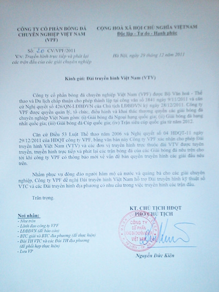 Công văn của VPF cho phép VTV được truyền hình trực tiếp các trận đấu do VPF tổ chức. Ảnh: H.L. Công văn của VPF cho phép VTV được truyền hình trực tiếp các trận đấu do VPF tổ chức. Ảnh: H.L