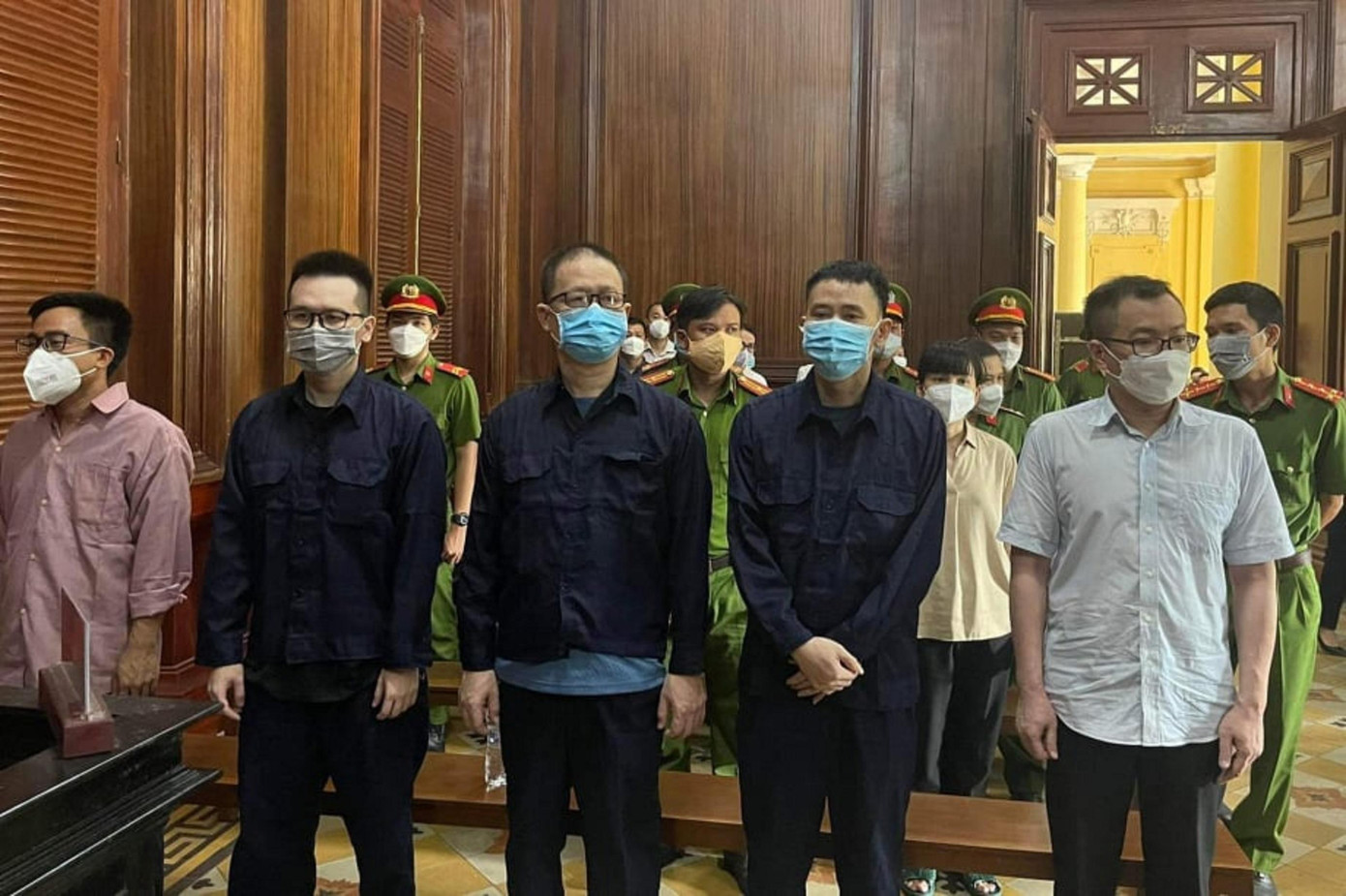 Các bị cáo tại phiên tòa. Các bị cáo tại phiên tòa.