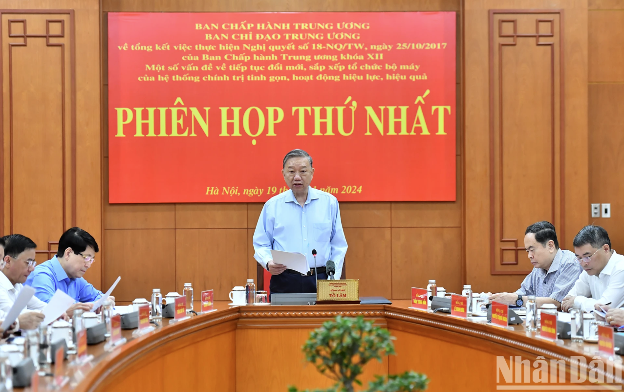 Tổng Bí thư Tô Lâm phát biểu tại phiên họp.