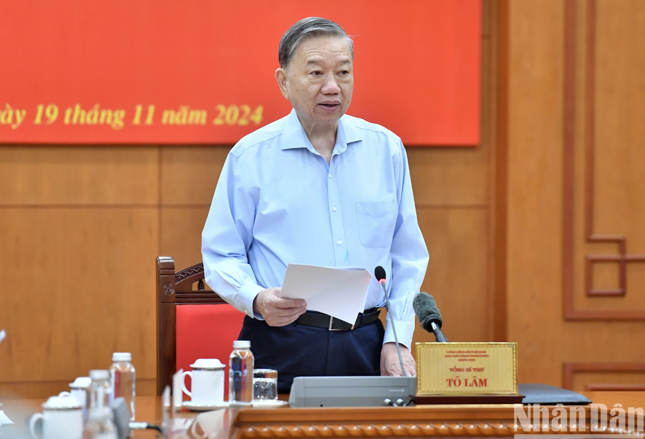 Tổng Bí thư Tô Lâm phát biểu chỉ đạo phiên họp.