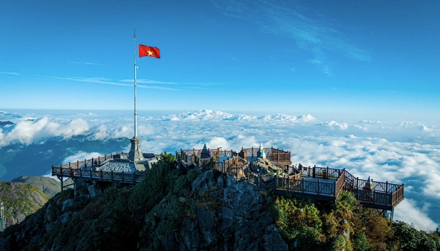 Sa Pa nổi tiếng với vẻ đẹp hoang sơ của dãy Hoàng Liên. Ảnh: Minh Tú.