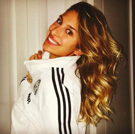 Con gái HLV Juventus gây sốt với bikini nóng bỏng ảnh 6