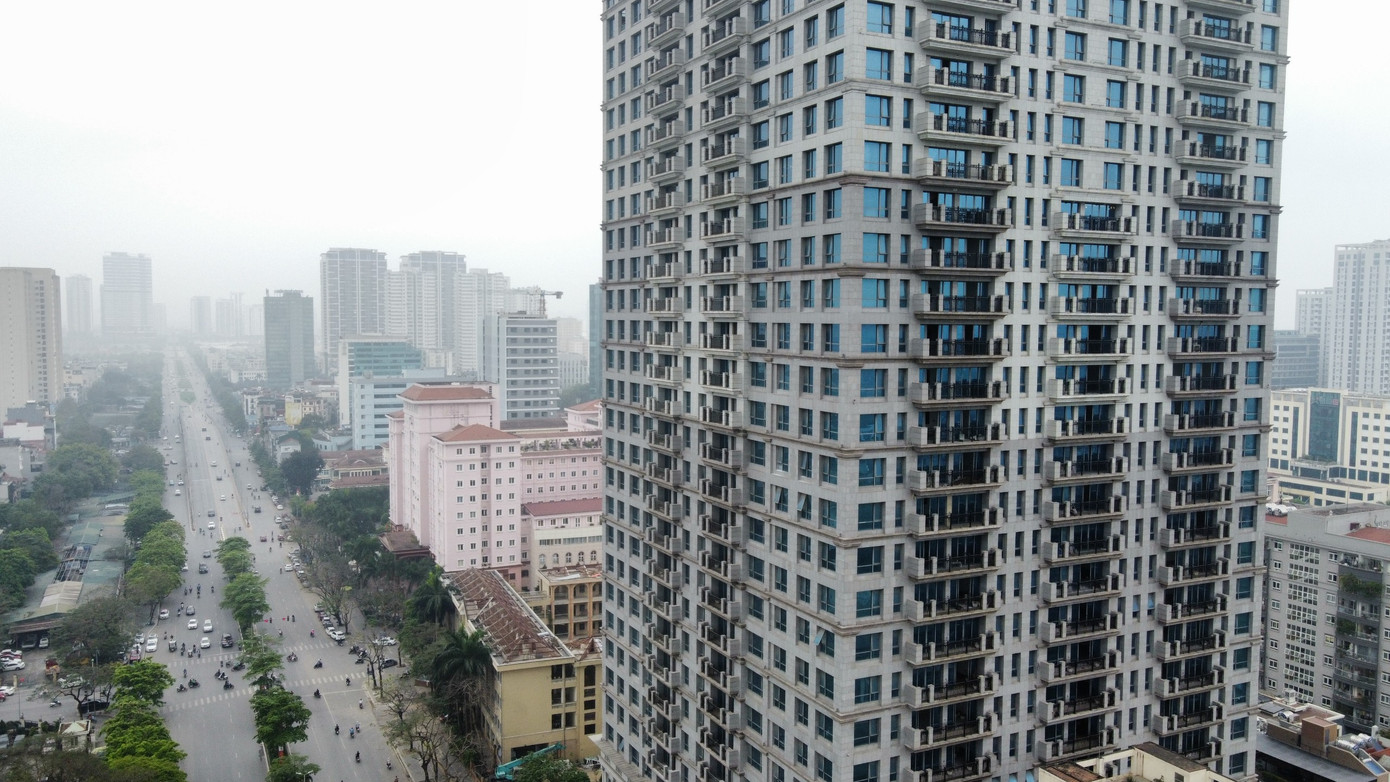 Được biết, chủ đầu tư chưa công bố thời gian mở bán lại, cũng như chính sách bán hàng và giá bán dự án này. Tuy nhiên, hiện các căn hộ tại dự án đang được một số môi giới chào bán với giá từ 180-230 triệu đồng/m2.