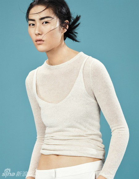 Siêu mẫu nổi tiếng nhất châu Á lộ ảnh hậu trường ảnh 3