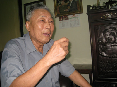 Trung tướng Đồng Sỹ Nguyên, nguyên Ủy viên Bộ Chính trị, nguyên Phó Chủ tịch Hội đồng Bộ trưởng (nay là Chính phủ)