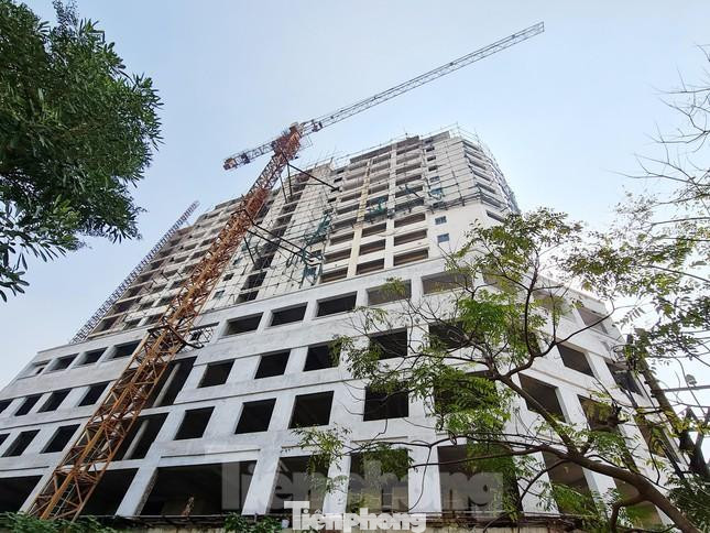 Tại một số buổi làm việc với chính quyền, Công ty CP Bất động sản HT tham dự tự nhận là chủ đầu tư mới của dự án, tuy nhiên không cung cấp được đầy đủ các hồ sơ liên quan đến việc chuyển nhượng dự án.