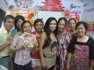 Ca sĩ Phương Thanh và người hâm mộ