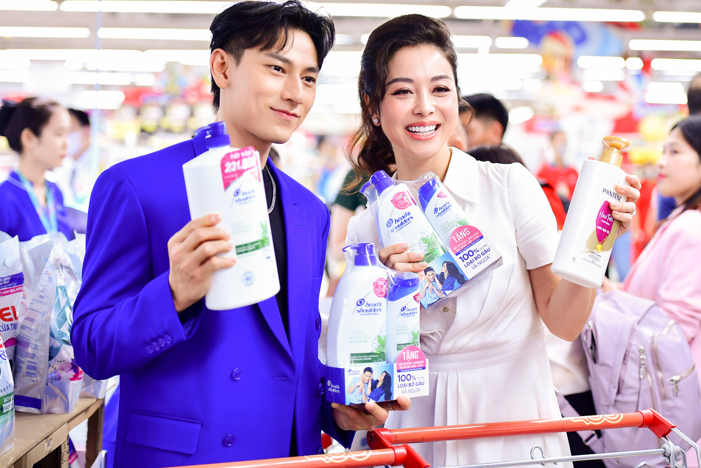 Mua sắm các sản phẩm của P&amp;G tại Hệ thống siêu thị GO!, Big C, Tops Market, với tổng trị giá 399.000 VND trên mỗi đơn hàng để đóng góp cây rừng vào dự án.