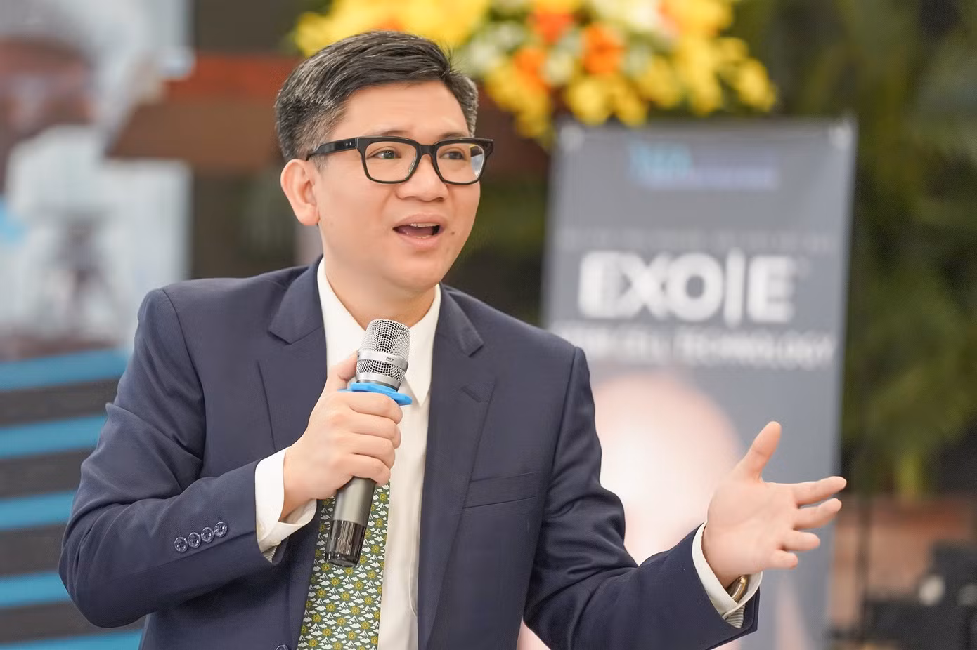 PGS.TS Nguyễn Đình Hòa, chuyên gia ứng dụng Y học tái tạo và Tế bào gốc trong nghiên cứu và điều trị, Viện trưởng Viện Nghiên cứu và Ứng dụng Y học tái tạo và Tế bào gốc PGS.TS Nguyễn Đình Hòa, chuyên gia ứng dụng Y học tái tạo và Tế bào gốc trong nghiên cứu và điều trị, Viện trưởng Viện Nghiên cứu và Ứng dụng Y học tái tạo và Tế bào gốc