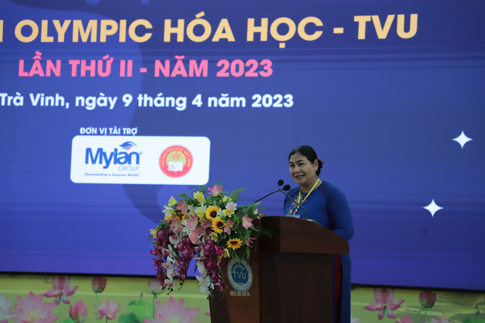 TS. Thạch Thị Dân, Phó Hiệu trưởng Trường ĐH Trà Vinh phát biểu TS. Thạch Thị Dân, Phó Hiệu trưởng Trường ĐH Trà Vinh phát biểu