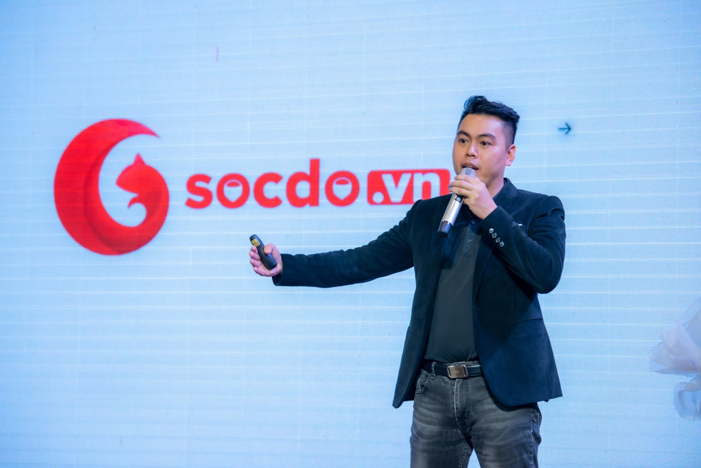 Ông Phạm Duy Hùng – Chủ tịch Sóc Đỏ Ông Phạm Duy Hùng – Chủ tịch Sóc Đỏ