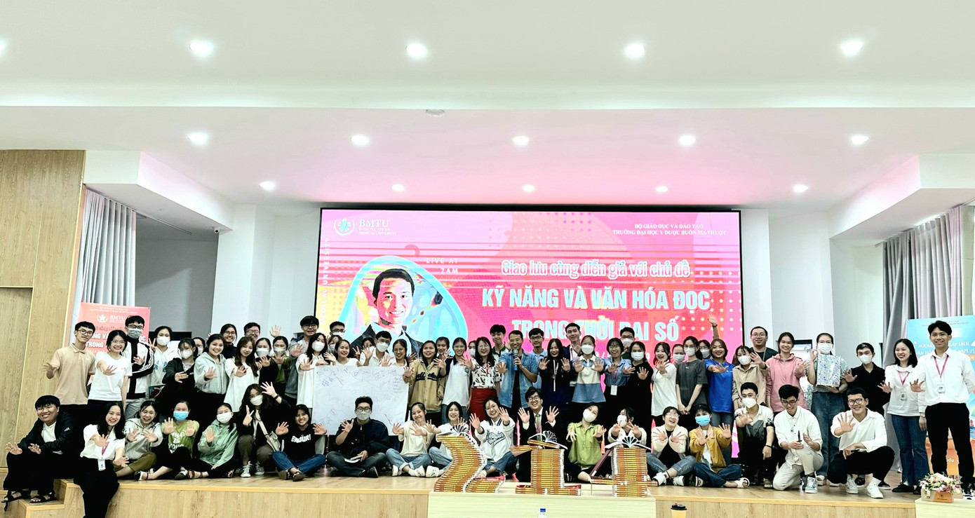 Ngày Sách và Văn hóa đọc tại trường ĐH Y Dược Buôn Ma Thuột Ngày Sách và Văn hóa đọc tại trường ĐH Y Dược Buôn Ma Thuột