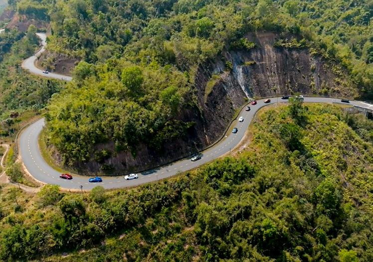 Cung đường đèo nối đèo trong hành trình “Sense the Next Chapter”