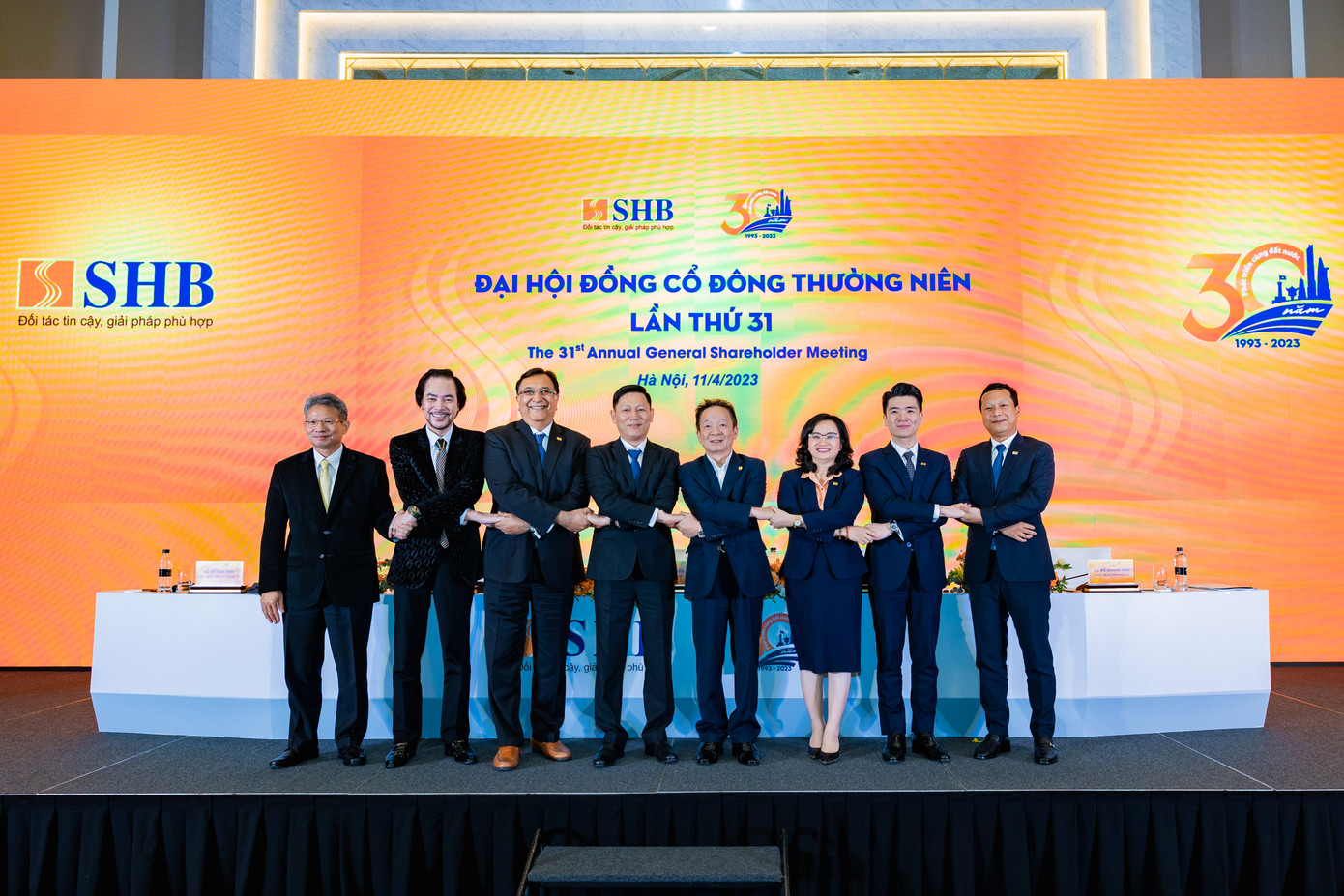 Hội đồng quản trị nhiệm kỳ 2022 – 2027 ra mắt Đại hội đồng cổ đông. Hội đồng quản trị nhiệm kỳ 2022 – 2027 ra mắt Đại hội đồng cổ đông.