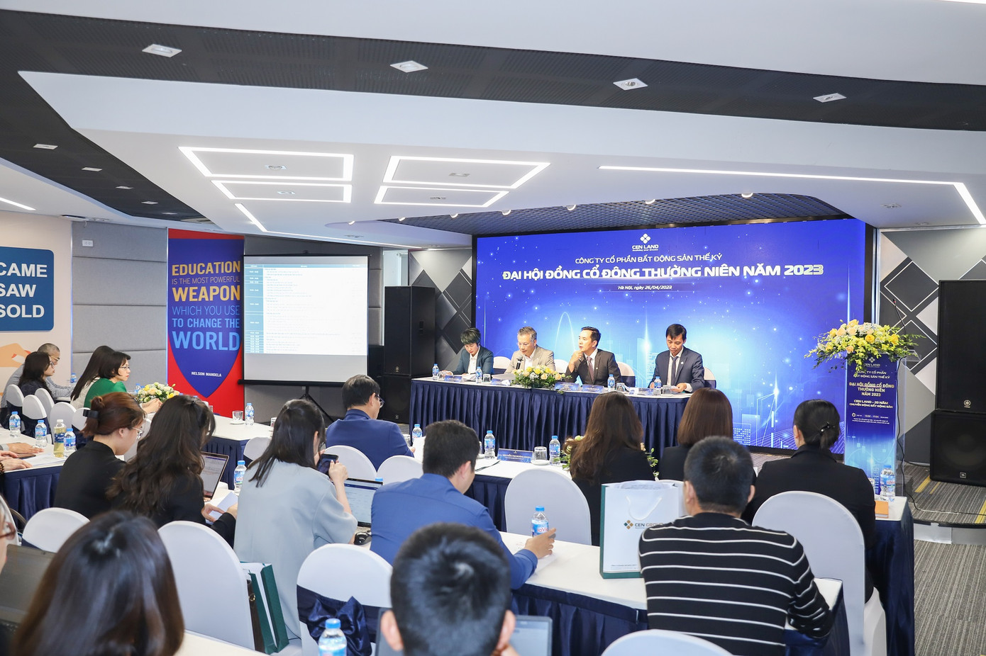 Toàn cảnh Đại hội đồng cổ đông thường niên năm 2023: Cen Land – 20 năm chuyển động bất động sản Toàn cảnh Đại hội đồng cổ đông thường niên năm 2023: Cen Land – 20 năm chuyển động bất động sản