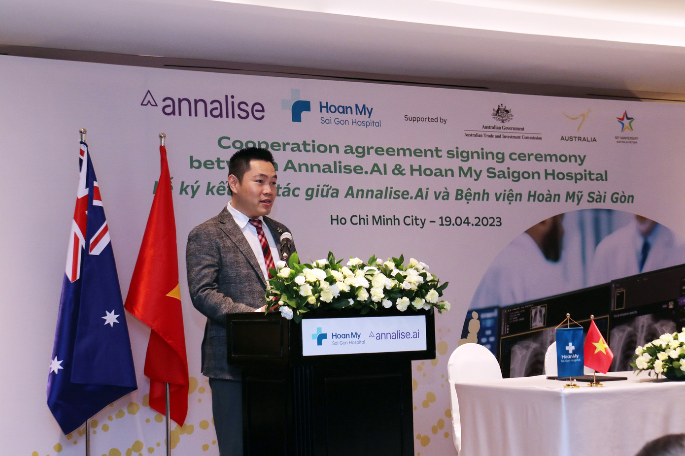 Ông Dimitry Tran – Giám đốc Annalise.ai phát biểu tại buổi lễ ký kết