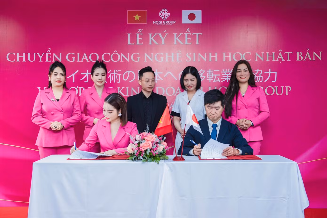 HOGI GROUP ký kết cùng đối tác nhận chuyển giao công nghệ sinh học Nhật Bản HOGI GROUP ký kết cùng đối tác nhận chuyển giao công nghệ sinh học Nhật Bản