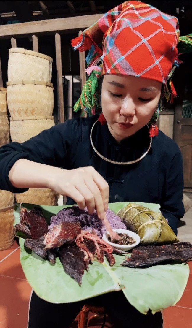 HTX Vương Ngọc Thảo quảng bá đặc sản Tây Bắc đến với bạn bè trên khắp cả nước