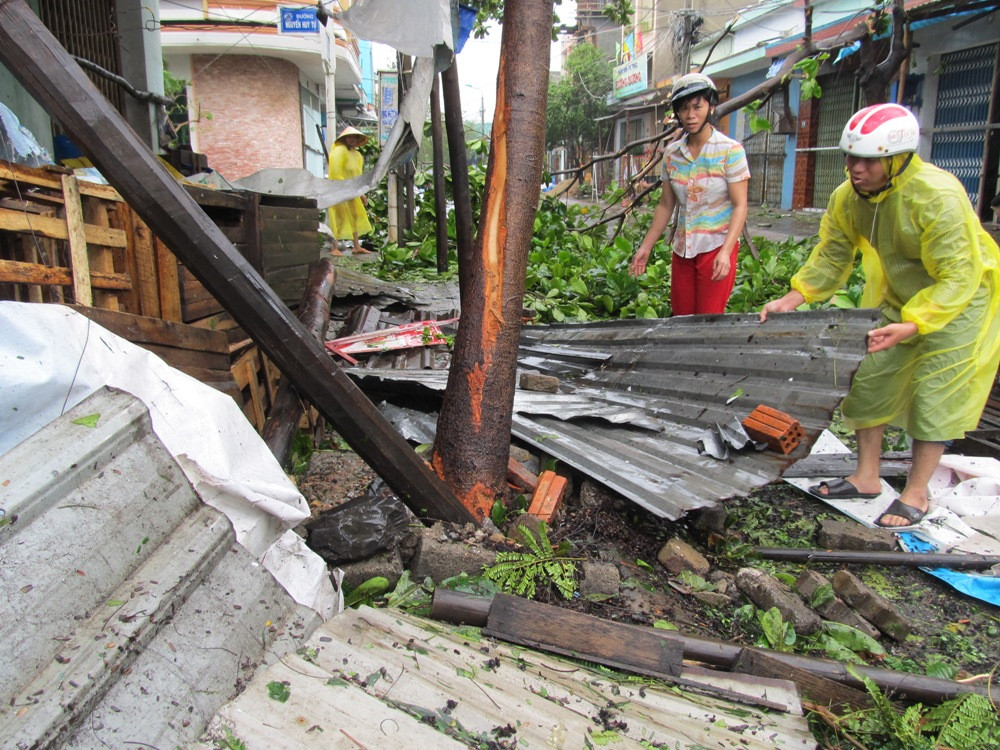 Nhặt nhạnh những gì còn sót lại