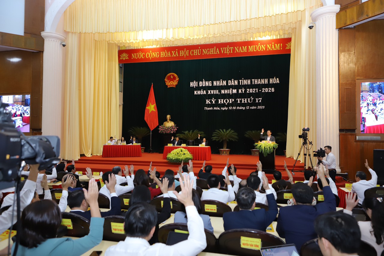 Toàn cảnh phiên lấy phiếuu tín nhiệm tại kỳ họp thứ 17, HĐND tỉnh Thanh Hoá chiều 12/12/2023.