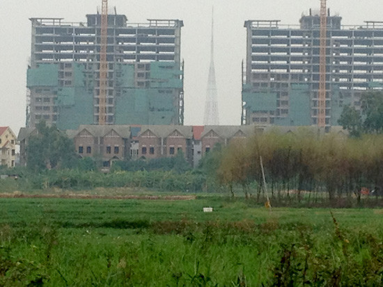  Giá mỗi căn biệt thự tại đây cũng dao động 15-18 tỷ đồng